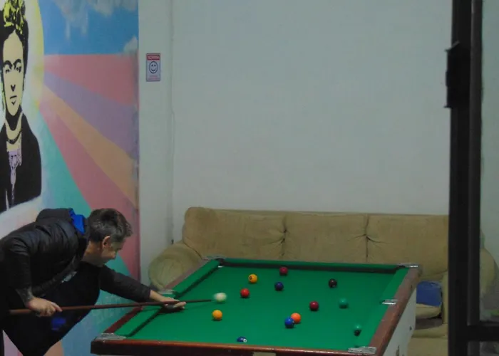 Wally\'S House Hostel